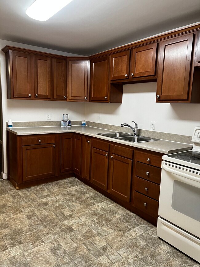 39 Main St Rentals in Tiffin, OH