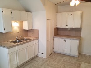 114 Roser St, Unit Down in Rochester, NY - Building Photo - Building Photo