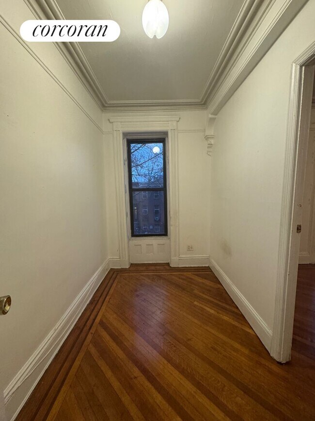 49 Monroe St in Brooklyn, NY - Building Photo - Building Photo