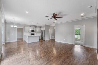 4464 Goldfinch Way in Crestview, FL - Building Photo - Building Photo