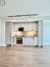 77-2877 Mutual St in Toronto, ON - Building Photo - Building Photo
