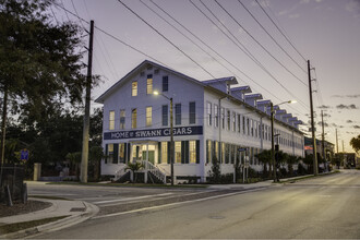 Casa Oliva - Ybor City in Tampa, FL - Foto de edificio - Building Photo