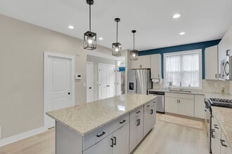 1242 N Grant Ave in Columbus, OH - Building Photo - Building Photo