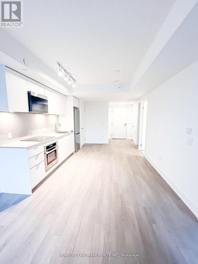 8 Cedarland Dr
