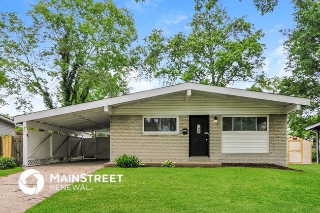 property at 1545 Swan Dr