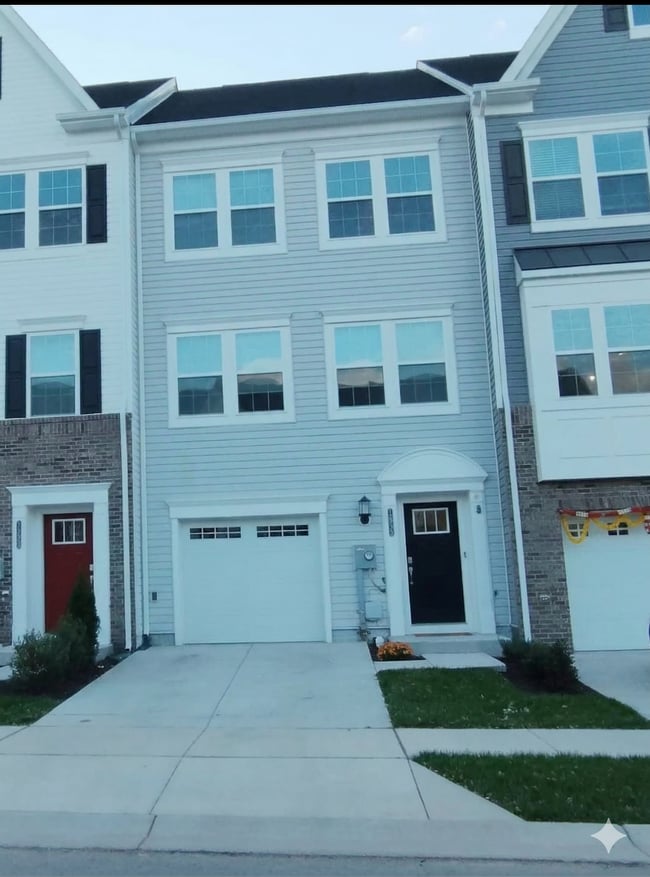 property at 1235 Greylock Ln