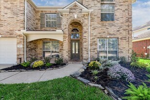 16523 E Canterra Cir in Houston, TX - Building Photo