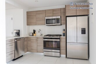 400 E 58th St in New York, NY - Building Photo - Building Photo