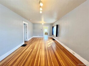 2700 S Acoma St in Englewood, CO - Building Photo - Building Photo