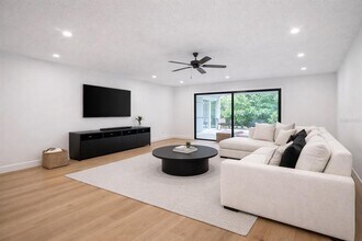 5200 26th Ave N in St. Petersburg, FL - Building Photo - Building Photo