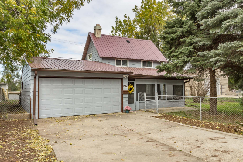 1324 W Sioux St in Sioux Falls, SD - Foto de edificio
