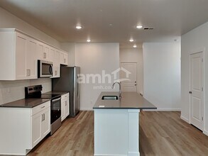 23611 E 2nd Pl in Aurora, CO - Foto de edificio - Building Photo