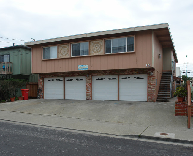 62 Paloma Ave in Pacifica, CA - Building Photo - Building Photo