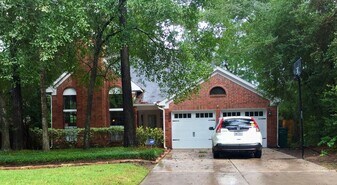 115 E Pathfinders Cir in Spring, TX - Building Photo