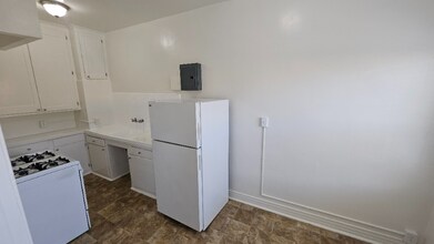 4530 Normandie Ave in Los Angeles, CA - Building Photo - Building Photo