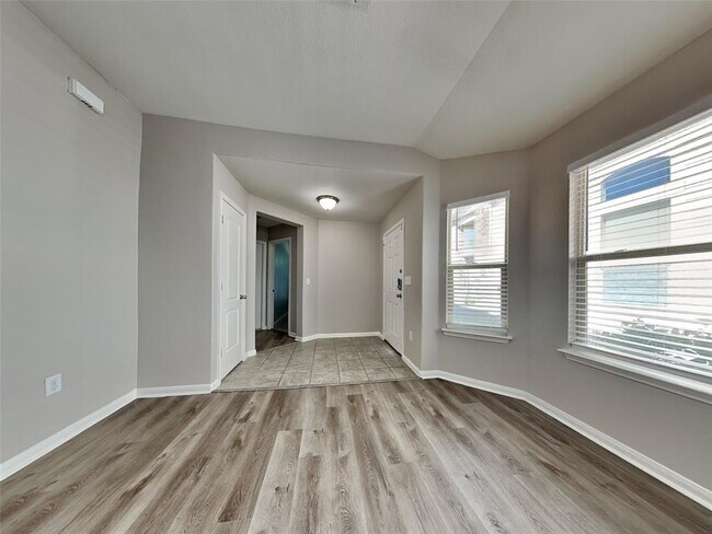 12204 Timber Arch Ln in Manor, TX - Building Photo - Building Photo