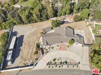 835 Camino Santos Reyes in Thousand Oaks, CA - Foto de edificio - Building Photo