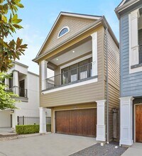 1014 Lawrence St in Houston, TX - Building Photo - Building Photo