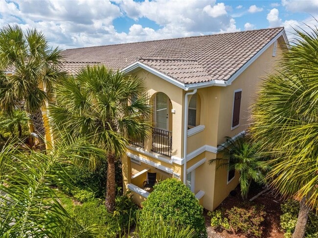 property at 1564 Napoli Dr W