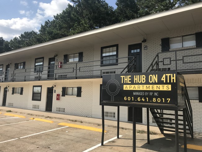 The Hub on 4th in Hattiesburg, MS - Building Photo - Building Photo