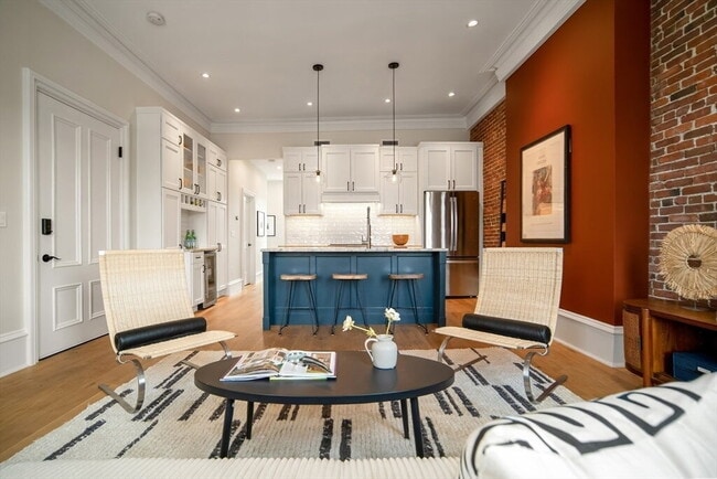 797 E Broadway in Boston, MA - Building Photo - Building Photo