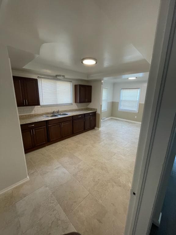 8200 Suzanne Ave in Detroit, MI - Building Photo - Building Photo