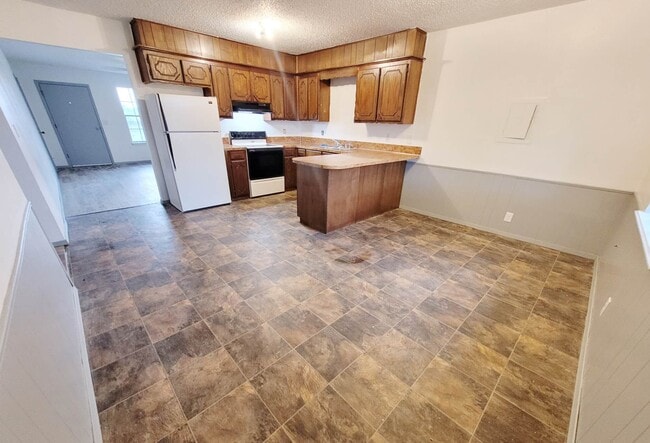 2946 Robert Rd in Shawnee, OK - Building Photo - Building Photo