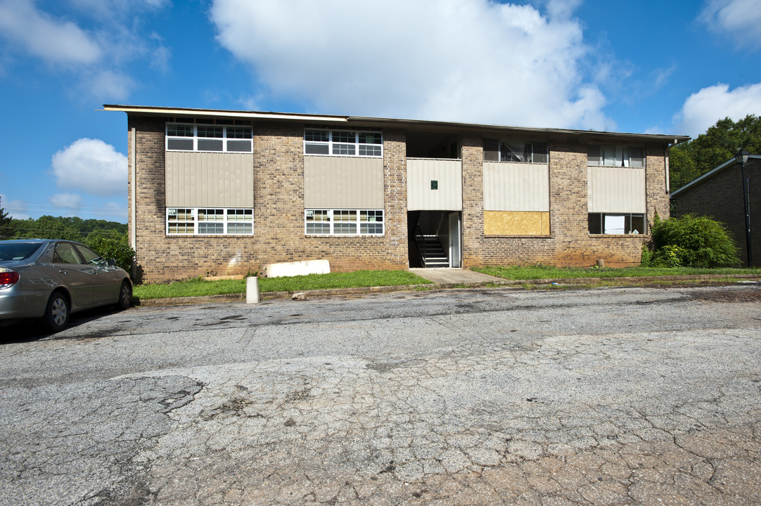 Waverly Place Apartments in Clarkston, GA - Foto de edificio