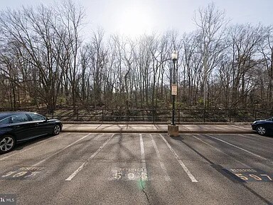 4500 S Four Mile Run Dr, Unit 206 in Arlington, VA - Building Photo - Building Photo