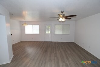301 Mesquite Cir in Copperas Cove, TX - Building Photo - Building Photo