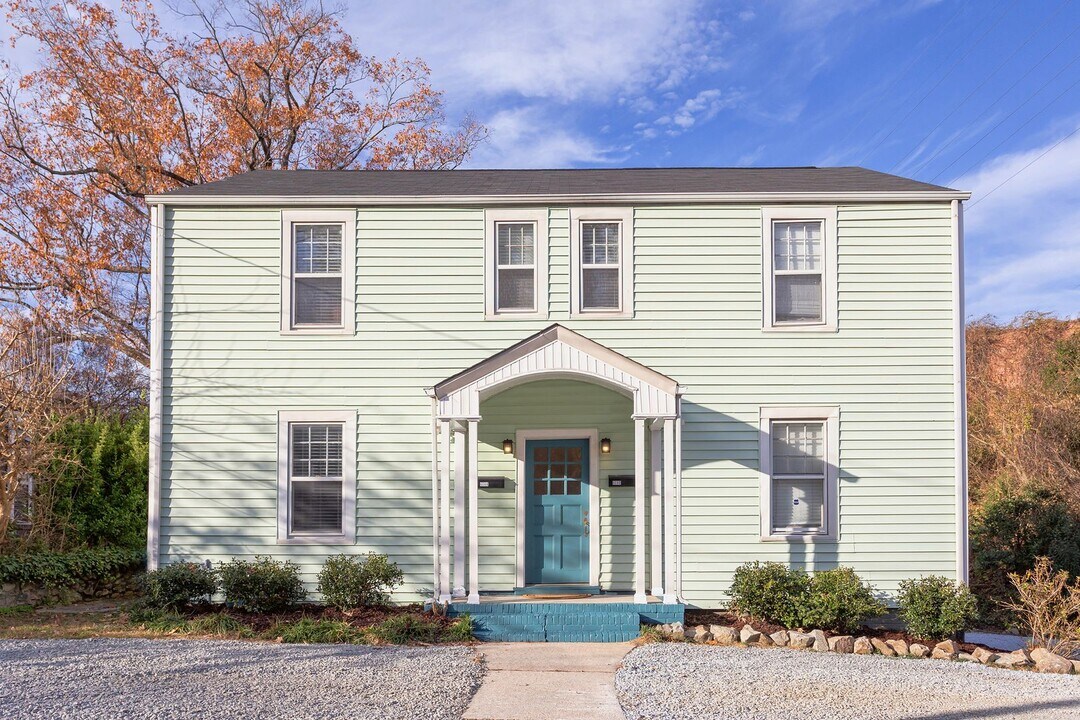 608 W Club Blvd in Durham, NC - Building Photo