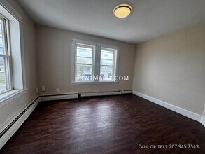 172 College Ave in Waterville, ME - Building Photo - Building Photo