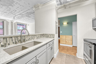 444 17th St, Unit 305 in Denver, CO - Building Photo - Building Photo