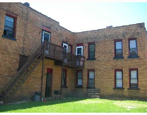 305 Olivia St in Mckees Rocks, PA - Building Photo - Building Photo