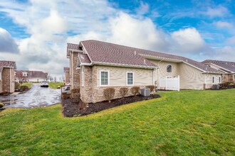 72 Nicholas Dr in Beaver, PA - Building Photo - Building Photo