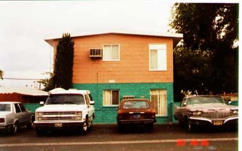 1816 Lewis Ave in Las Vegas, NV - Building Photo - Building Photo