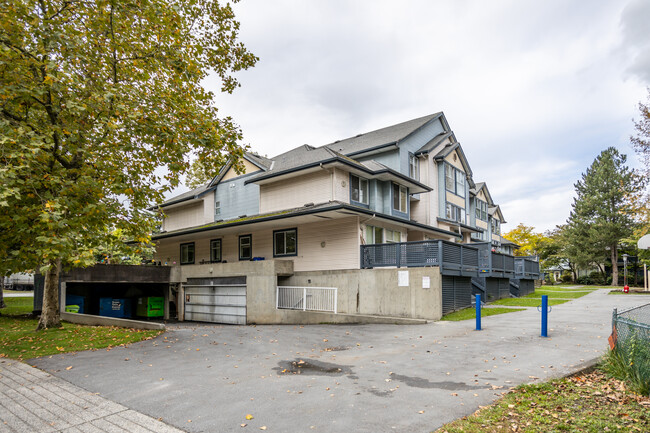 Arbour Creek Estates in Langley, BC - Building Photo - Building Photo