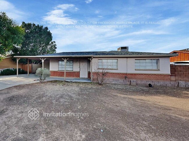 property at 2307 W Freeway Ln