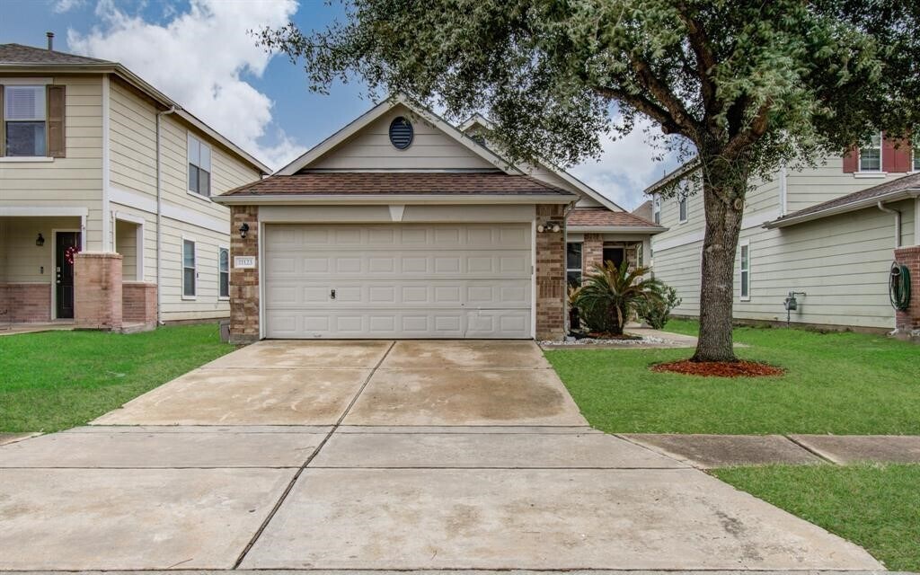 11123 Wild Goose Dr in Tomball, TX - Building Photo