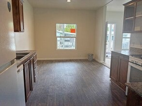 220 S Elk St in Hemet, CA - Building Photo - Building Photo