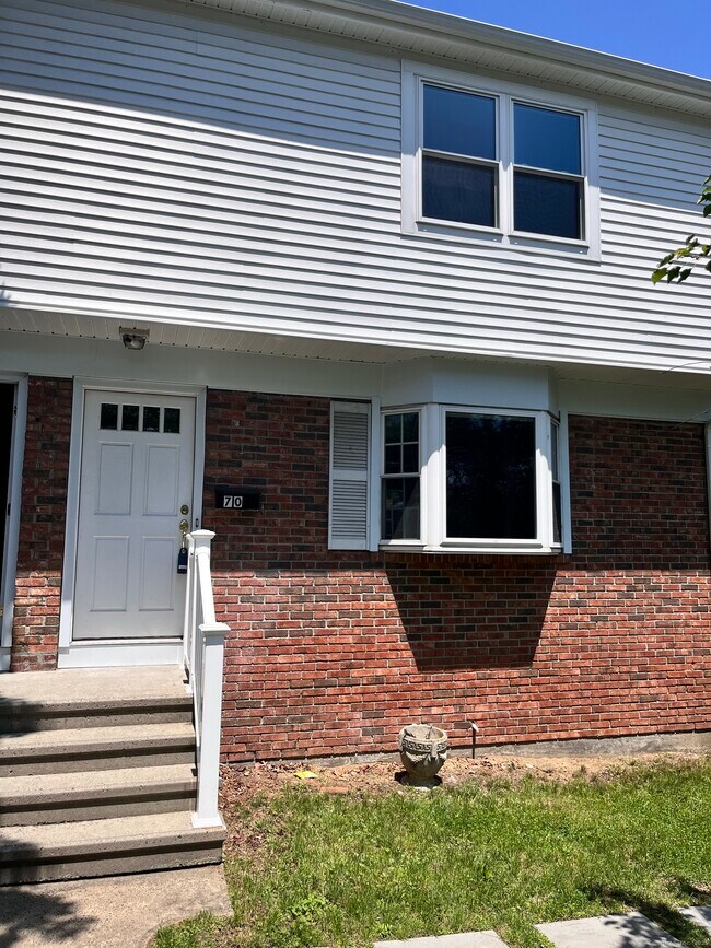 property at 70 Stephens Ln