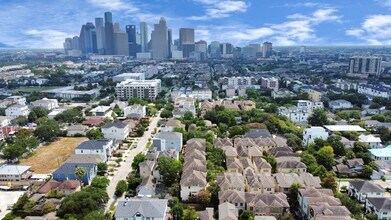 584 Bomar St in Houston, TX - Building Photo - Building Photo