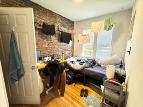 733 Parker St, Unit #3 in Boston, MA - Building Photo - Building Photo