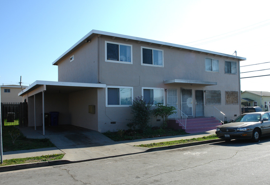 546 S 19th St in Richmond, CA - Building Photo