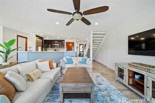 318 Kealahou St in Honolulu, HI - Building Photo