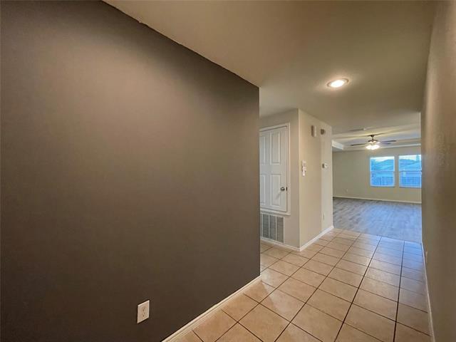 5817 Mountain Bluff Dr in Fort Worth, TX - Building Photo - Building Photo