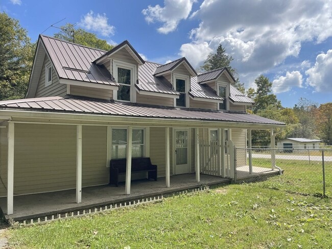 property at 5350 NC-194