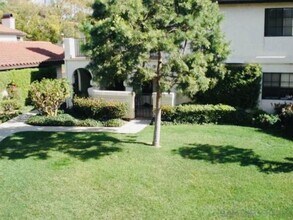 4130 Porte de Palmas in San Diego, CA - Building Photo - Building Photo