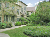 Plaza At River Oaks in Houston, TX - Foto de edificio - Building Photo