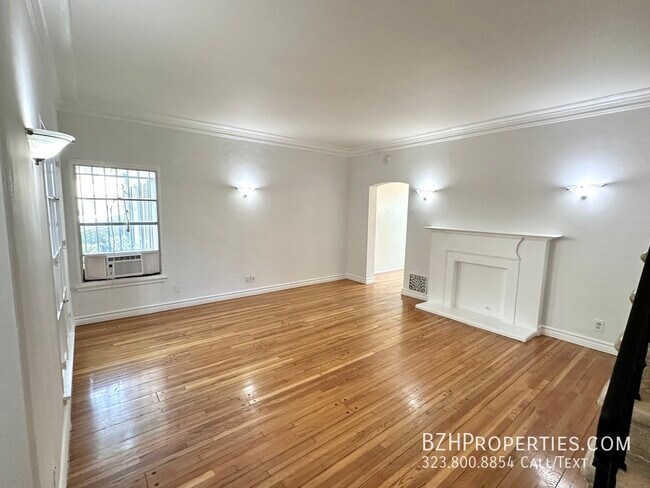 223 S Fuller Ave in Los Angeles, CA - Building Photo - Building Photo